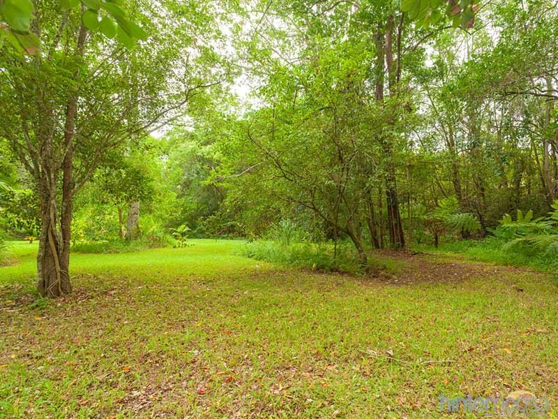 1 Whispering Gum Ave, Eumundi QLD 4562