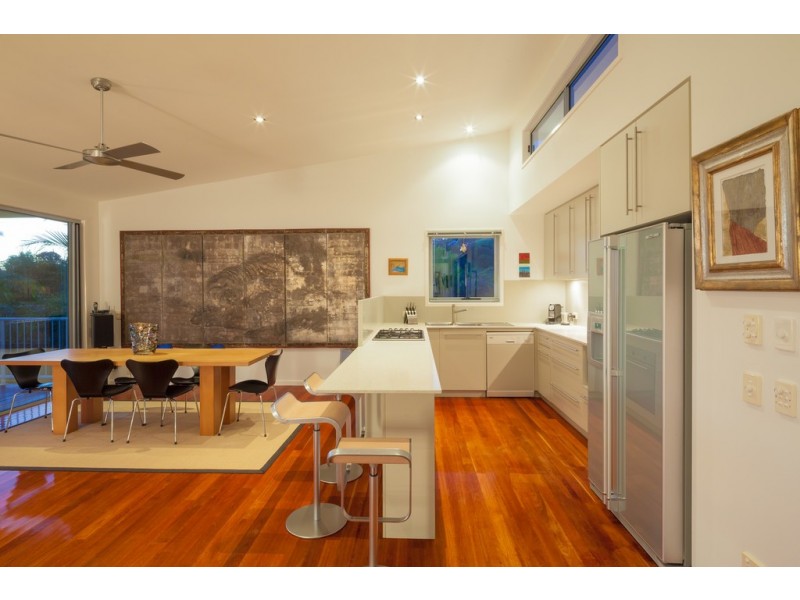 14 Whispering Gum Ave, Eumundi QLD 4562
