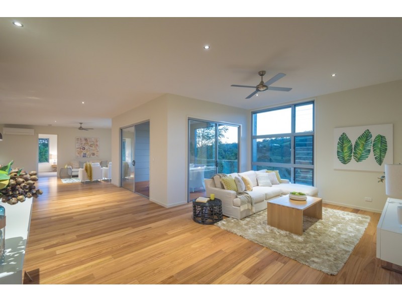 42 Whispering Gum Avenue, Eumundi QLD 4562