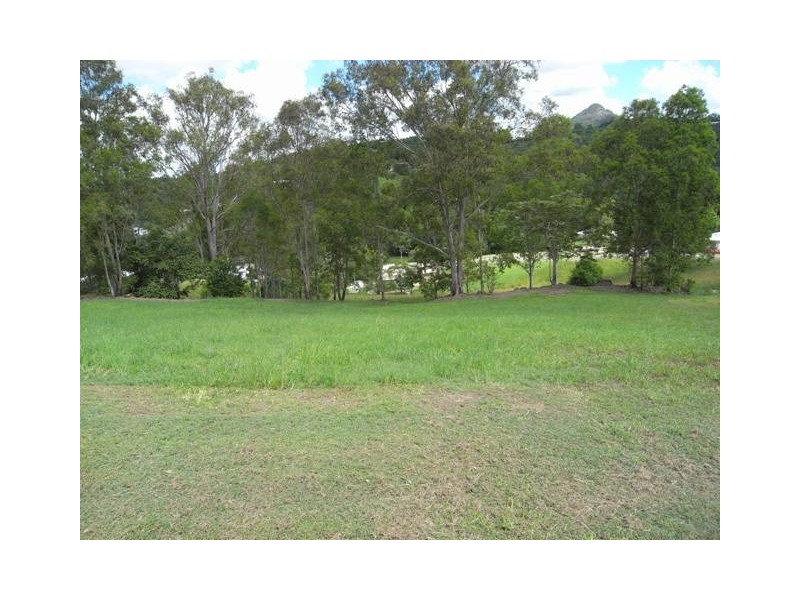 52 Whispering Gum Ave, Eumundi QLD 4562