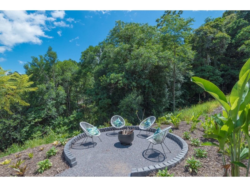 57 Whispering Gum Ave, Eumundi QLD 4562