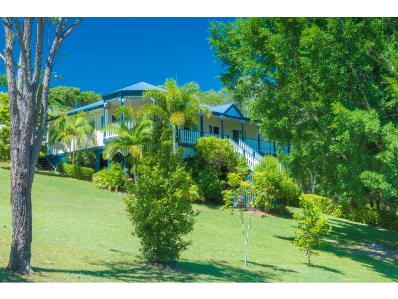 30 Belleden Pl, Cooroy QLD 4563