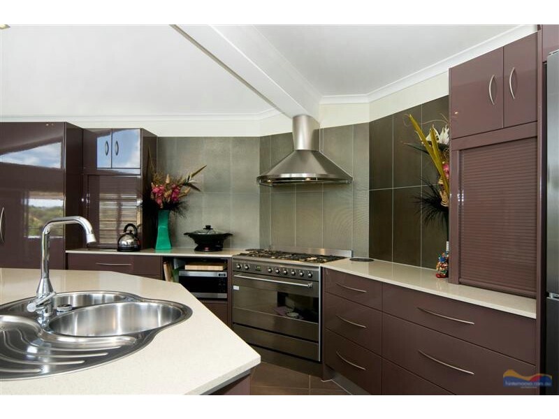 290 Black Mountain Rd, Cooroy QLD 4563
