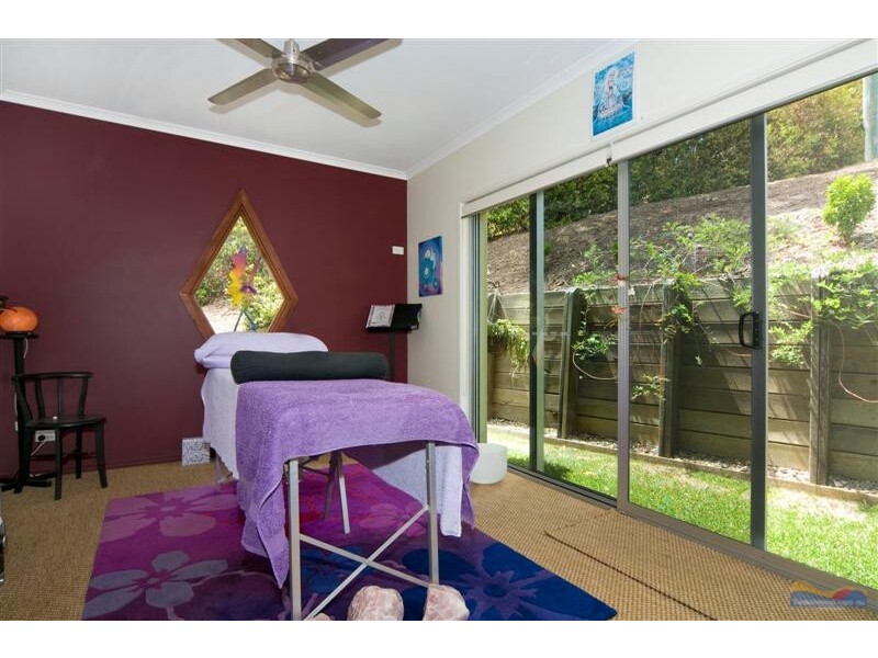 290 Black Mountain Rd, Cooroy QLD 4563
