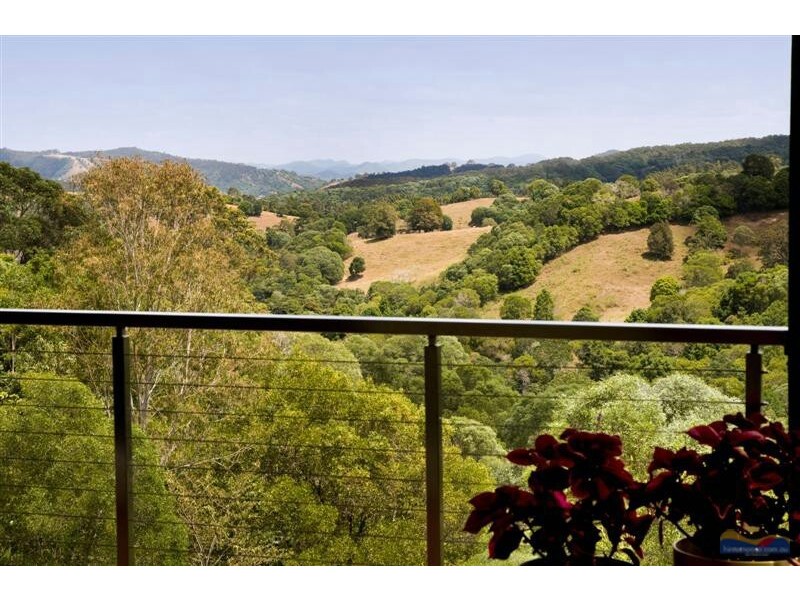 290 Black Mountain Rd, Cooroy QLD 4563