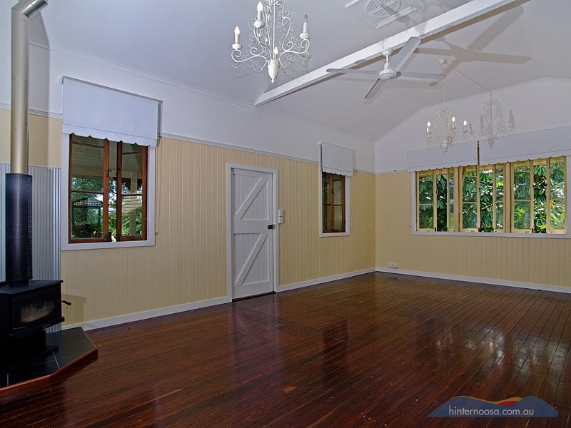 482 Black Mountain Rd, Cooroy QLD 4563