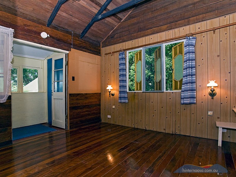 482 Black Mountain Rd, Cooroy QLD 4563