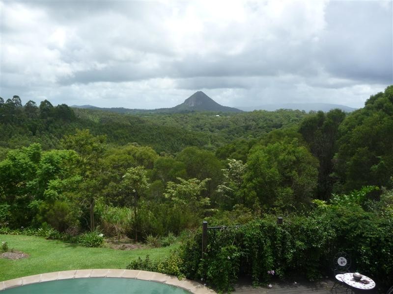 69 Black Mountain Range Rd, Cooroy QLD 4563