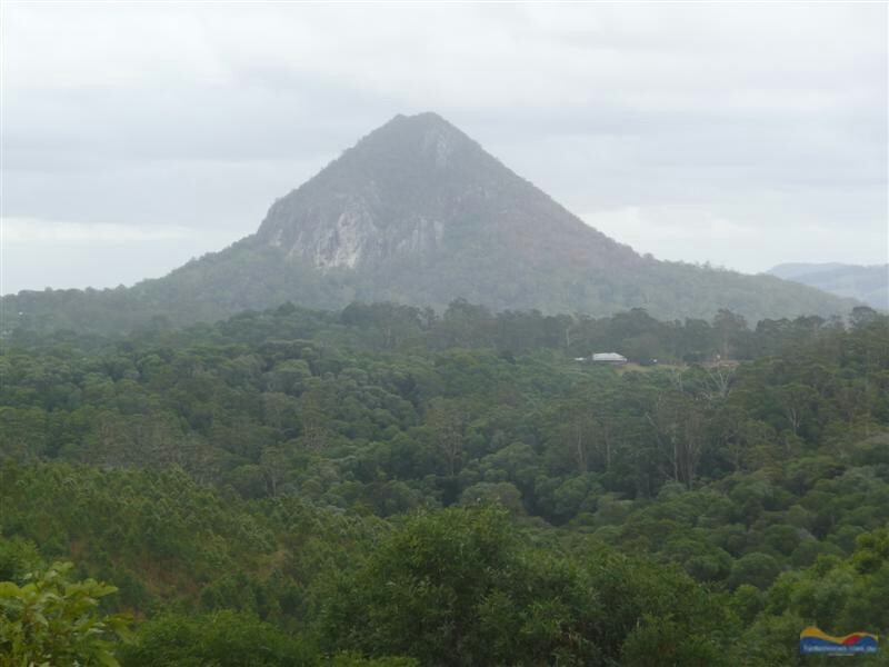 69 Black Mountain Range Rd, Cooroy QLD 4563