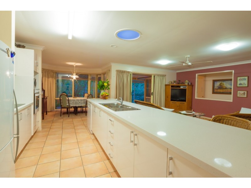 33 Blackbean Court, Black Mountain QLD 4563