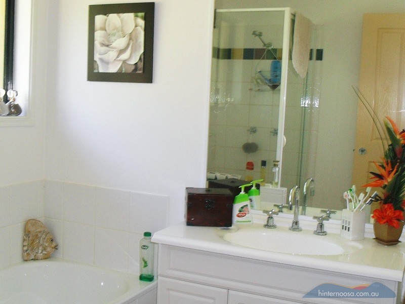 83 Blueberry Dr, Cooroy QLD 4563
