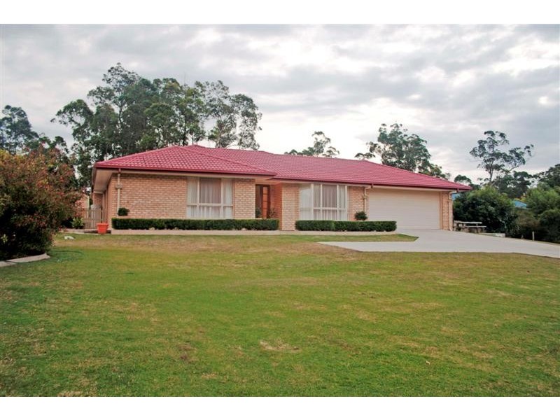 84 Blueberry Dr, Cooroy QLD 4563