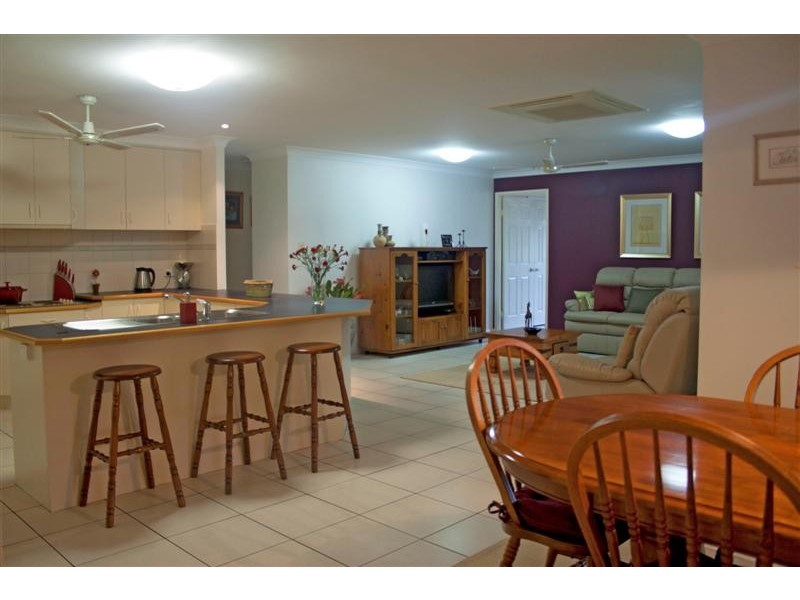 84 Blueberry Dr, Cooroy QLD 4563