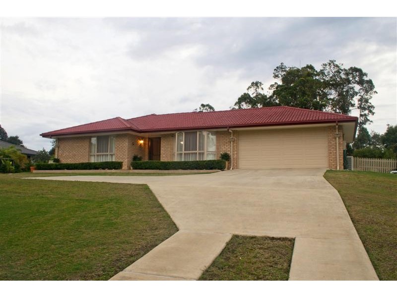 84 Blueberry Dr, Cooroy QLD 4563