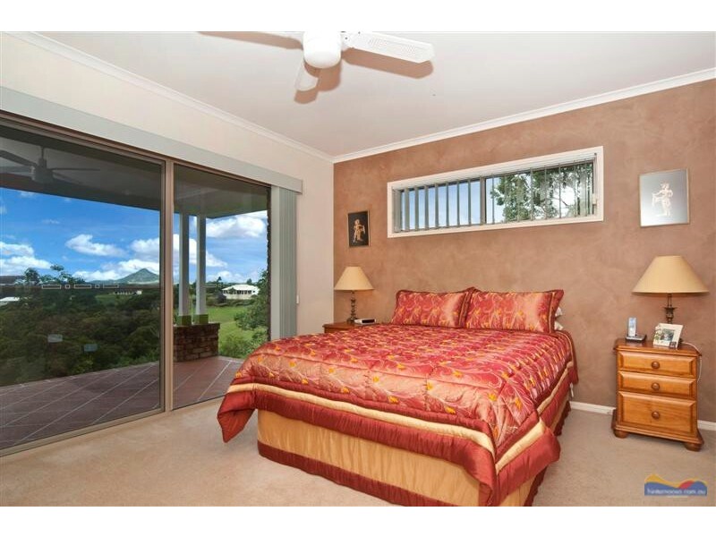 158 Blueberry Dr, Cooroy QLD 4563