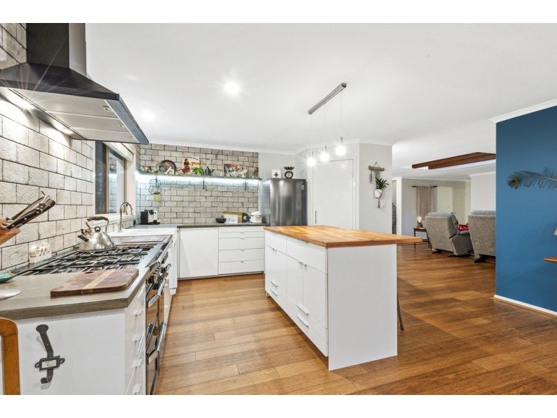 7 Bunya Lane, Black Mountain QLD 4563