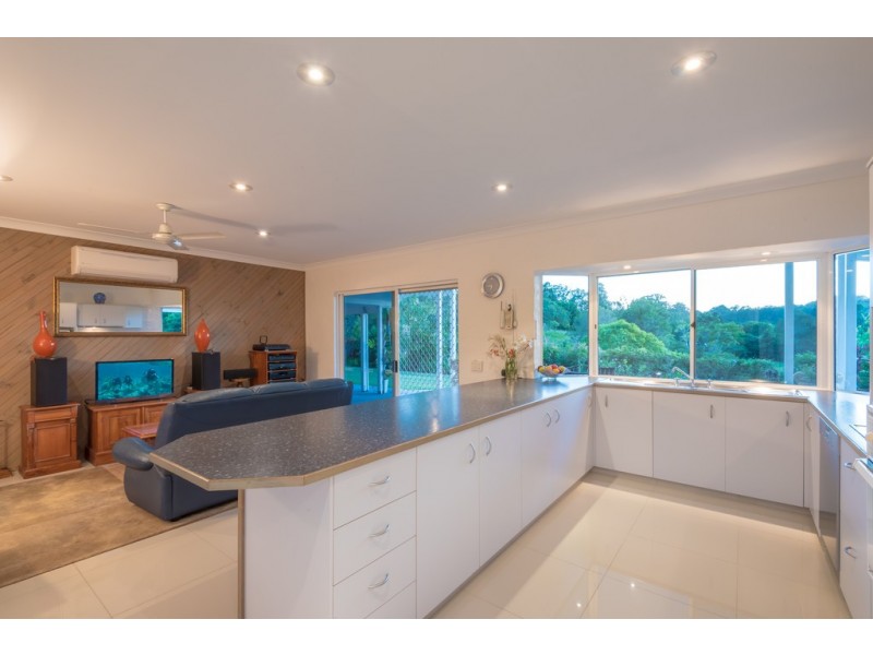179 Cooroy Belli Creek Rd, Cooroy QLD 4563