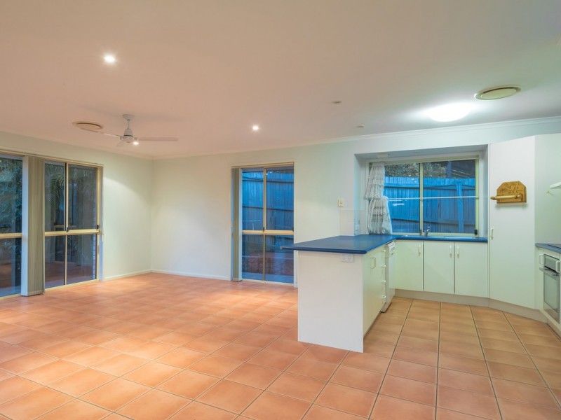 4 Corkwood Pl, Cooroy QLD 4563