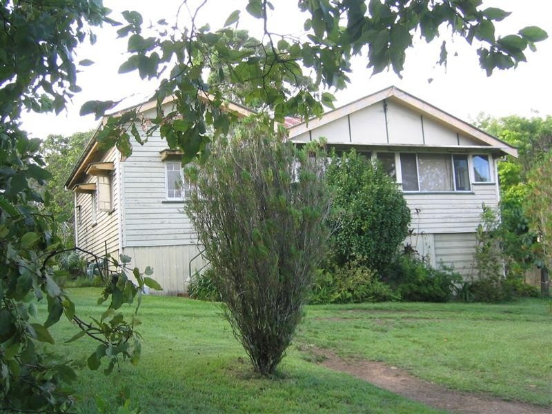 11 Crystal St, Cooroy QLD 4563