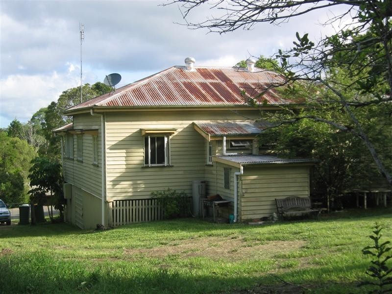 11 Crystal St, Cooroy QLD 4563