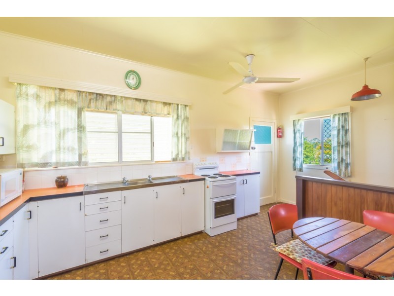 34 Crystal Street, Cooroy QLD 4563