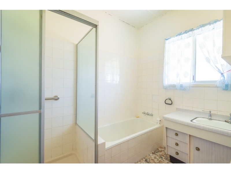 34 Crystal Street, Cooroy QLD 4563