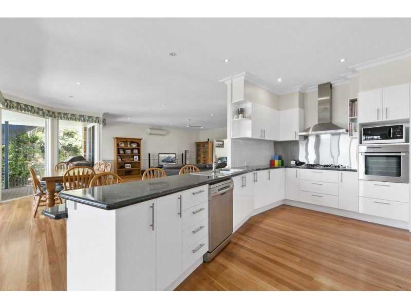 61 Cudgerie Drive, Black Mountain QLD 4563
