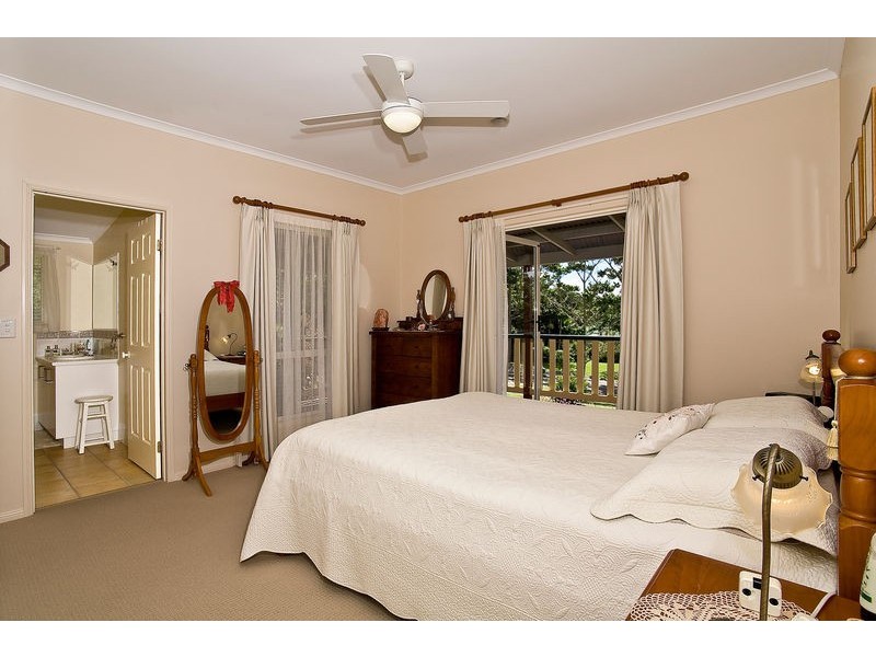 98 Cudgerie Drive, Black Mountain QLD 4563