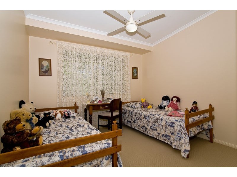 98 Cudgerie Drive, Black Mountain QLD 4563