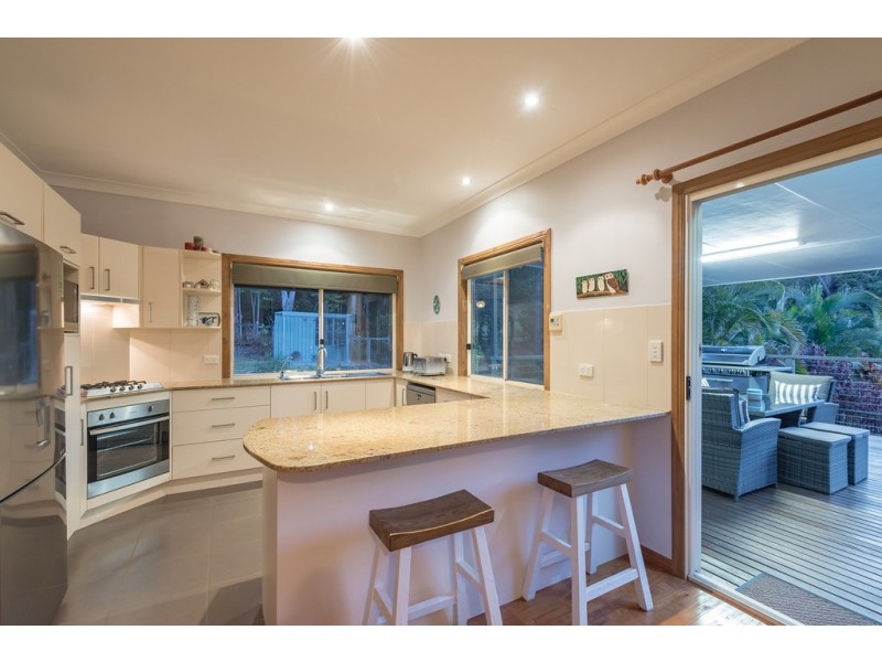 115 Cudgerie Drive, Black Mountain QLD 4563