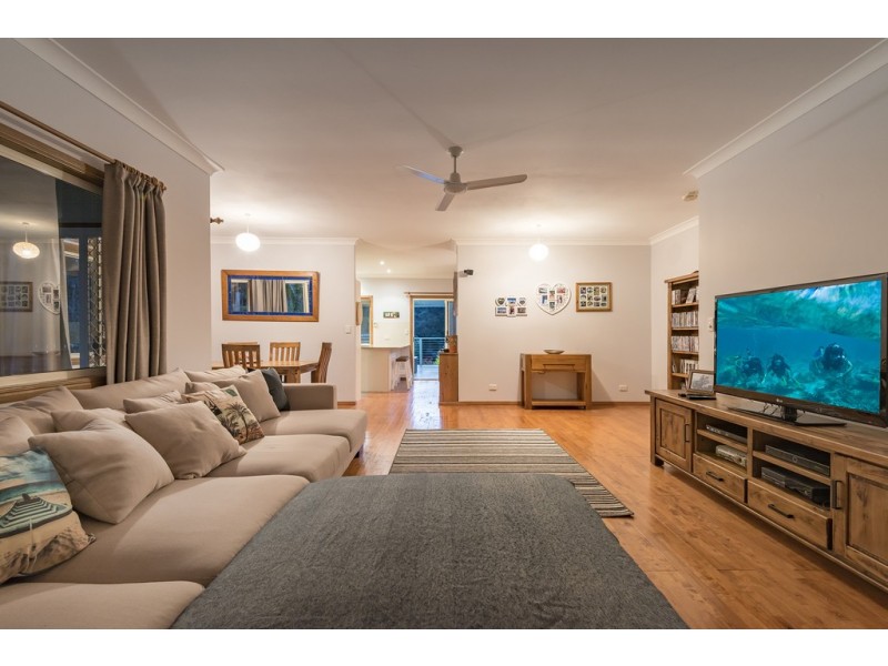 115 Cudgerie Drive, Black Mountain QLD 4563