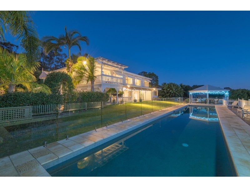 176 Dath Henderson Rd, Lake Macdonald QLD 4563