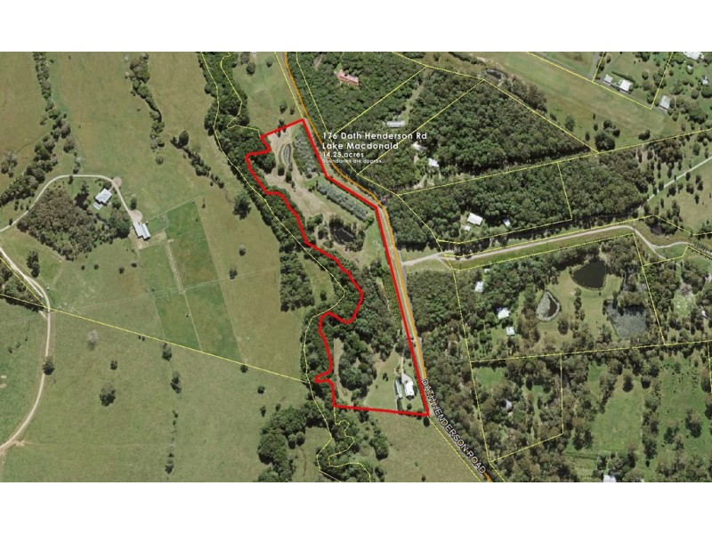 176 Dath Henderson Rd, Lake Macdonald QLD 4563