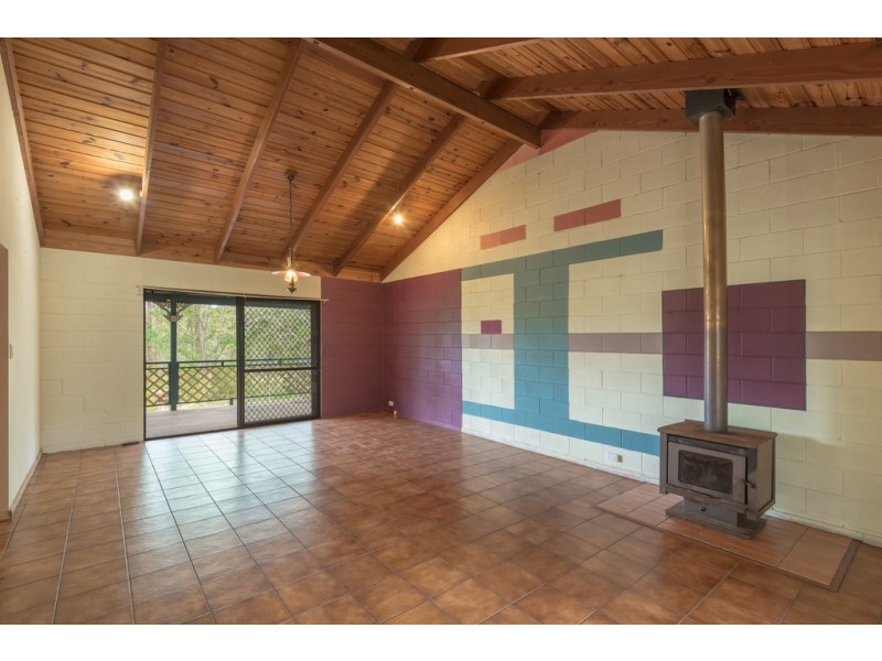 541 Elm St, Black Mountain QLD 4563
