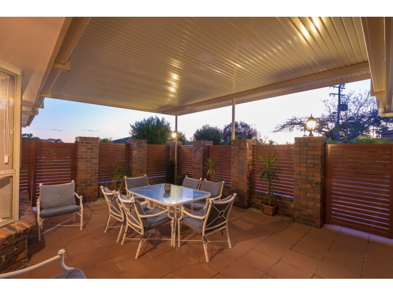 4 Falcon Cres, Cooroy QLD 4563