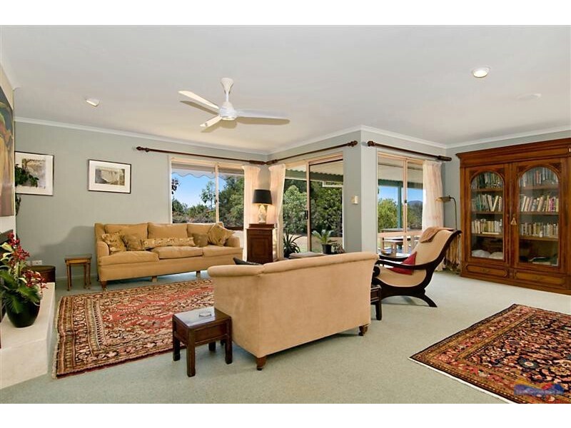 14 Fantail Crescent, Cooroy QLD 4563