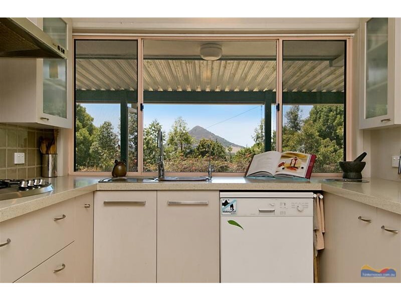 14 Fantail Crescent, Cooroy QLD 4563