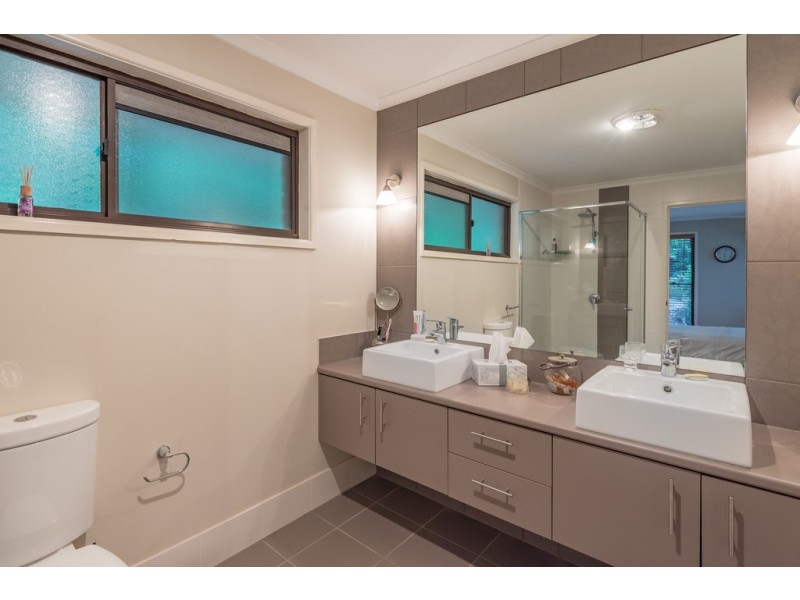 146 Ferrells Rd, Cooroy QLD 4563
