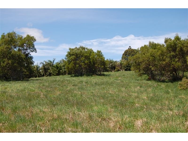 36 Fig Tree Lane, Lake Macdonald QLD 4563