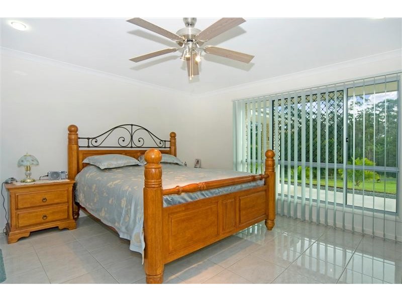 19 Flooded Gum Pl, Cooroy QLD 4563