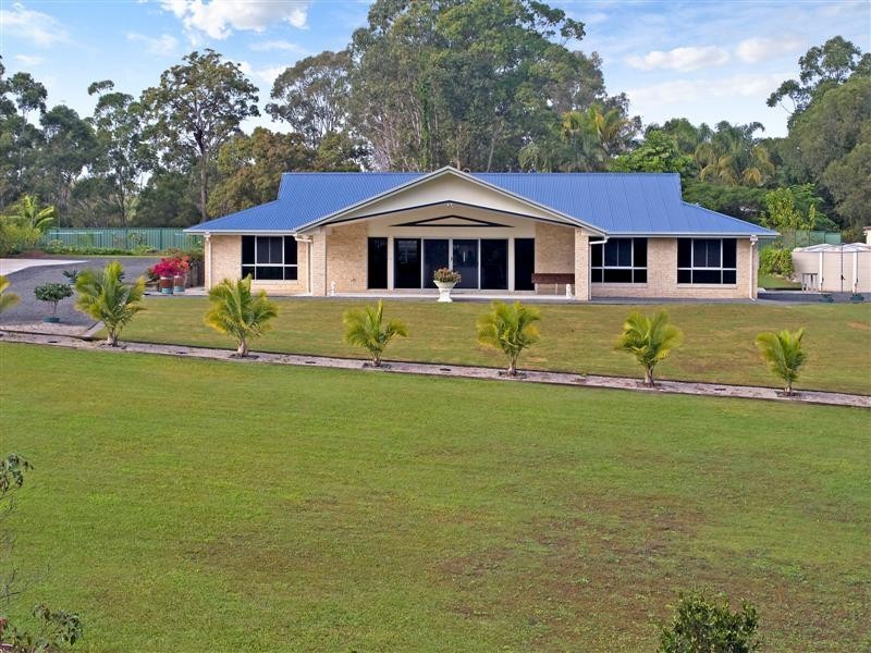 19 Flooded Gum Pl, Cooroy QLD 4563