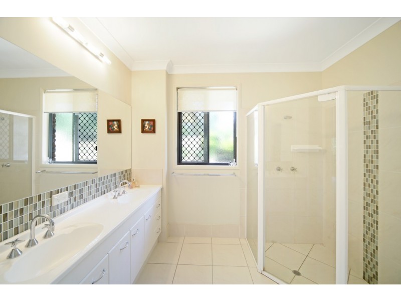 21 Flooded Gum Place, Black Mountain QLD 4563