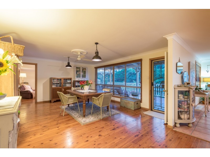 16 Foambark Place, Black Mountain QLD 4563
