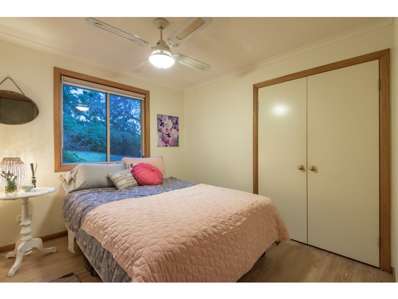 16 Foambark Place, Black Mountain QLD 4563