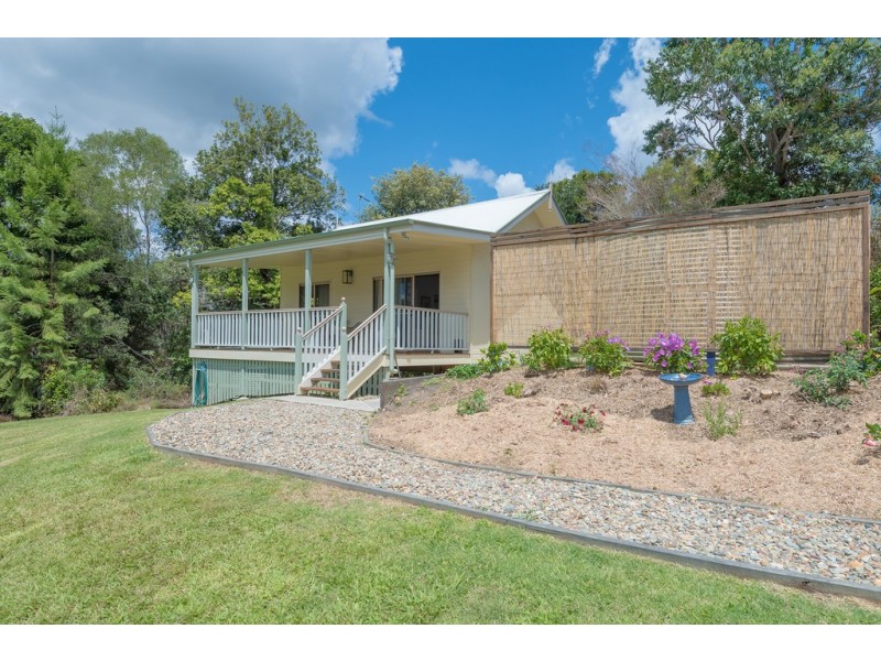 16 Foambark Place, Black Mountain QLD 4563