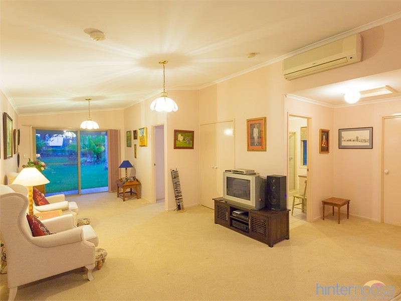 17 Forest Acres Dr, Lake Macdonald QLD 4563