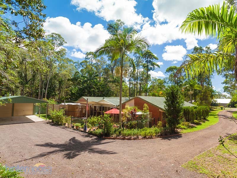17 Forest Acres Dr, Lake Macdonald QLD 4563