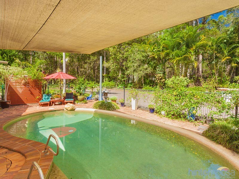 17 Forest Acres Dr, Lake Macdonald QLD 4563