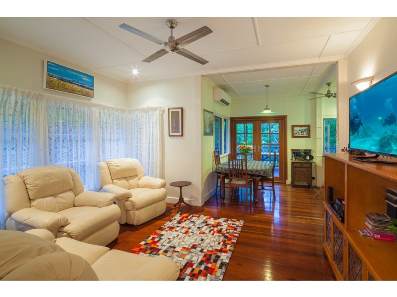 87 Forest Acres Drive, Lake Macdonald QLD 4563