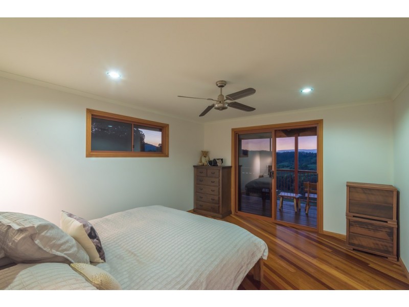 76 Honeytree La, Ridgewood QLD 4563